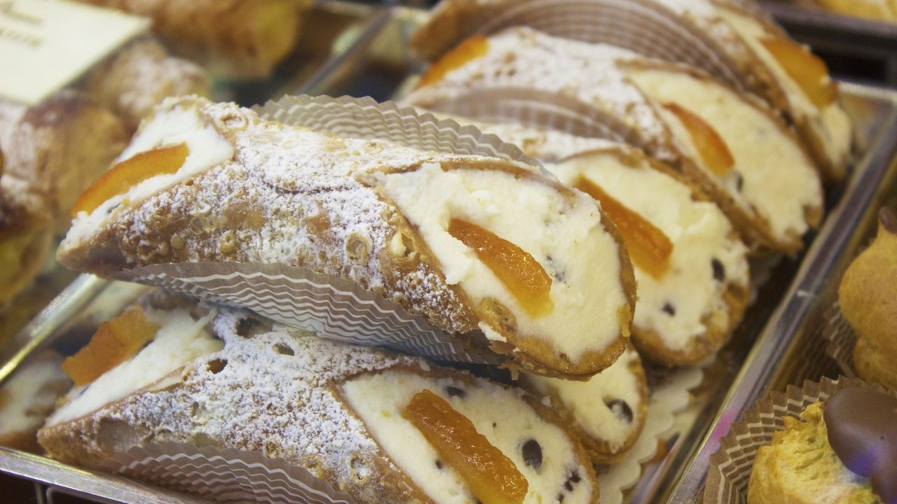 10 Italian Desserts You Need To Try