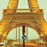 Paris  Backpack Guide