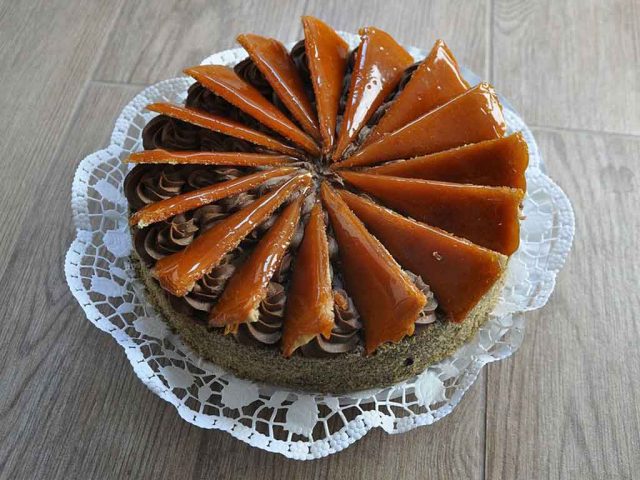 hungarian desserts you need to try hungary dobos torte
