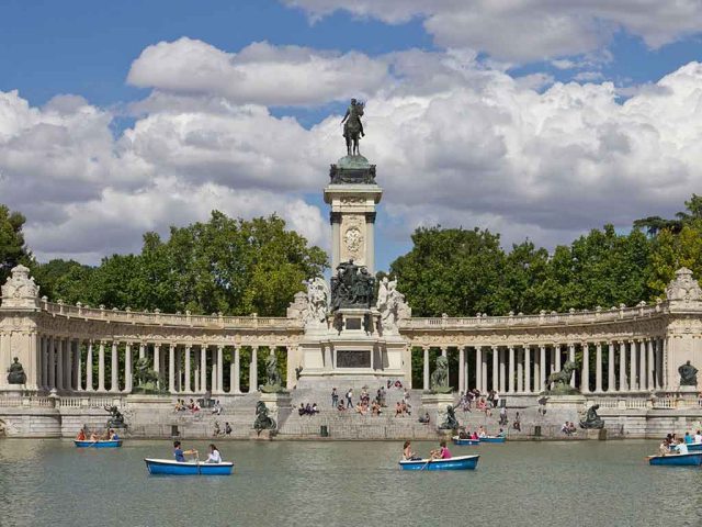 Madrid Adventure: Parque del Buen Retiro