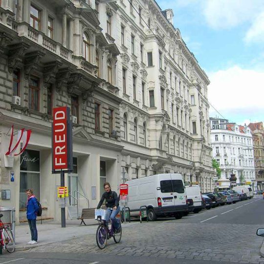 Vienna Adventure: Sigmund Freud Museum