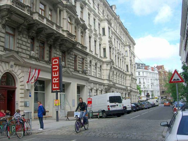 Vienna Adventure: Sigmund Freud Museum