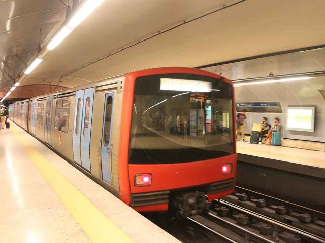 lisbon metro guide transferring lines