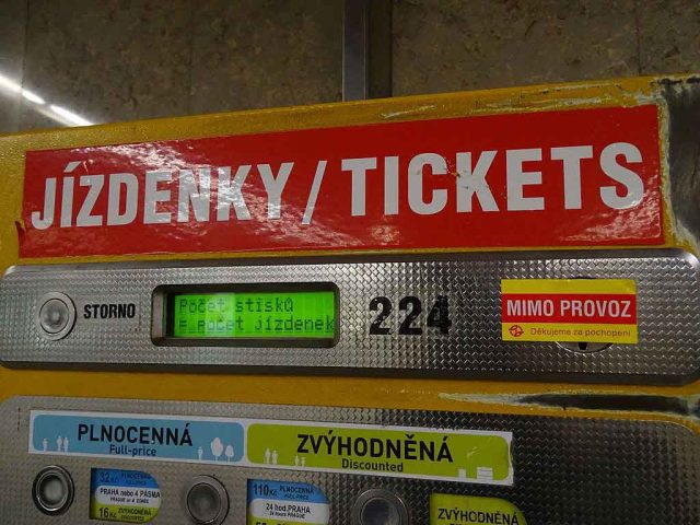 prague metro guide where to buy tickets